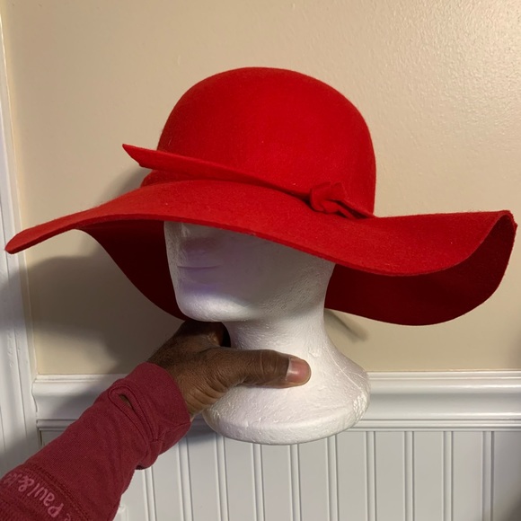 Wool flappy Hat💃🏾 - Picture 6 of 11